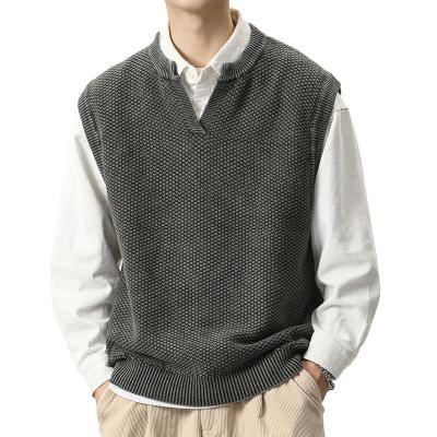 China Anti-wrinkle autumn and winter Japanese men's looser size v-neck crochet sweater kapital knit vest for sale