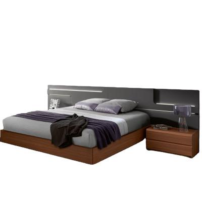 China Italian Luxury Classic Bedroom Furniture Adjustable Queen Size Bed Modern Goods Designs Wooden Beds (Size) For Property for sale