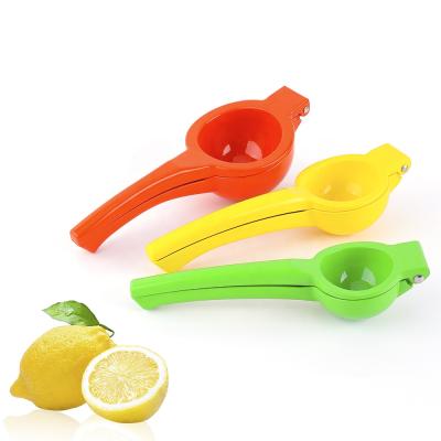 China Premium Quality Metal Stainless Steel Hand Citrus Fruit Squeezer Manual Citrus Juicer Orange Lemon Lime Squeezer For Kitchen for sale