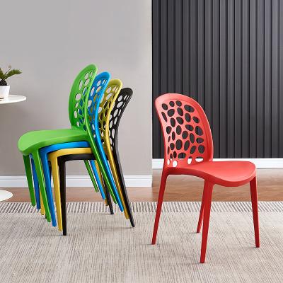 China Factory wholesale colorful dining room furniture cheap plastic chair stackable for events wedding for sale