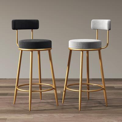 China New Modern Creative Nordic Popular Style Furniture Nail Luxury Dining Chairs Bar Stoos for sale