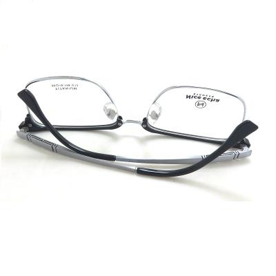 China Eyebrow Frame Mens Titanium Eyeglasses Frame TRmetal Foot ECHA NICE 78633 Reading Glass for sale