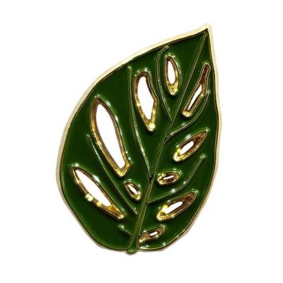 China Custom high quality Europe metal soft enamel gold metal badge for sale