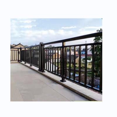 China Easily Assembled Custom Metal Mesh Fence Lattice Fence Board Aluminum Security Fence for sale