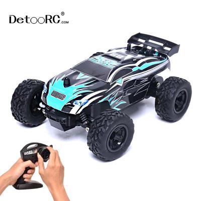 China 4 Wheel Drive Watches A Stable And Fast Control Detoo 1:24 Scale Car Toys Off Road RC Vehicle Remote Control Car For Kids for sale