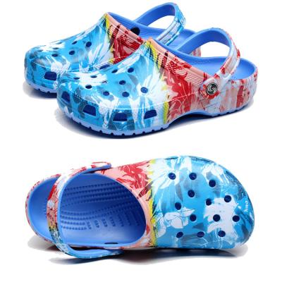 China Fashion Trend Summer Fashion Sandals Beach Couples Shoes Non-Slip Casual Bathroom Slippers Designer Rubber Sandalshite for sale