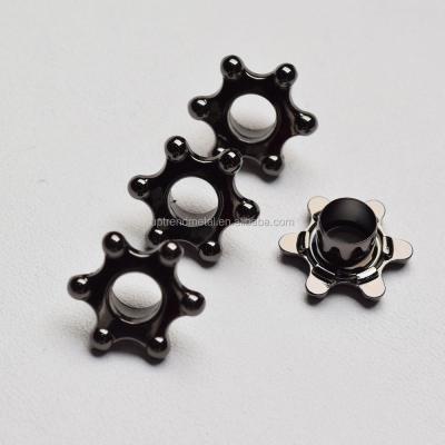 China Cute Round Grommet Nickel Free Metal Provides Grommets Fit Into Shoe Hardware for sale