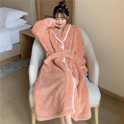 China Coral Fleece Bathrobes Breathable 100% Velvet Sleepwear Women Plush Polyester Robe Soft Bathrobe Women for sale