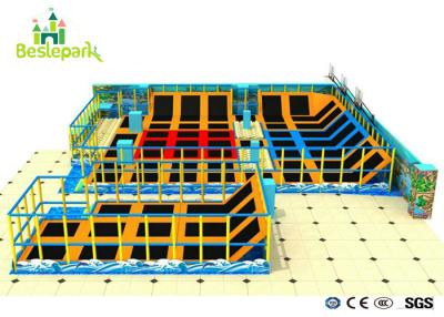 중국 체육관 클럽을 위한 주문을 받아서 만들어진 디자인 다채로운 실내 트램폴린 공원 점프 침대 판매용