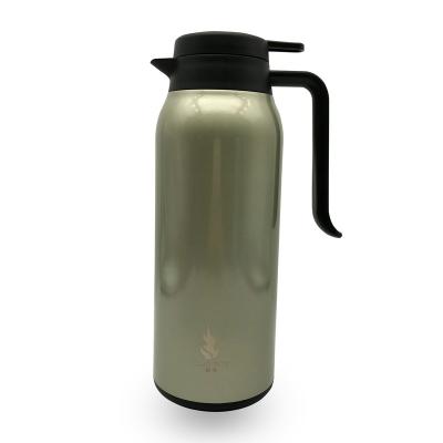 China Large Capacity Large Volume 304 Stainless Steel Insulated Sports Water Jug Lid with Press and Handle Best for House Drinking for sale