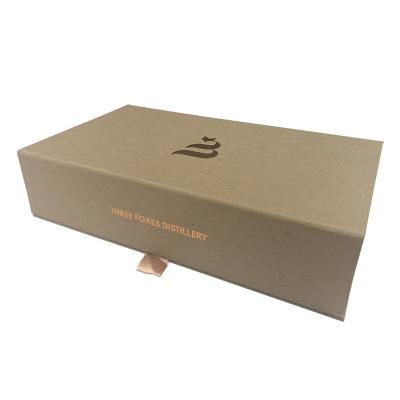 China Shipping Boxes Customized Logo Folding Corrugated Packaging Box Clothing Shipping Boxes for sale