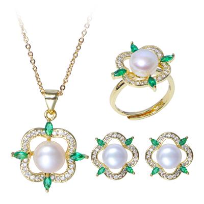 China 2021 Ethnic Palace Style Retro Gold Plated Green Color Button Pearl Earring Stone Necklace Set For Women for sale