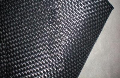 China Retaining Wall  Woven Geotextile Fabric , CE Certificated Heavy Duty Landscape Fabric for sale