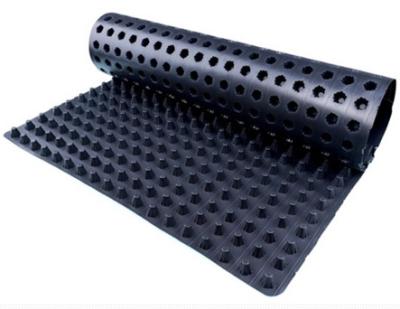 China High Hardness Polyethylene Dimpled Drainage Board Mat Black / White Color for sale