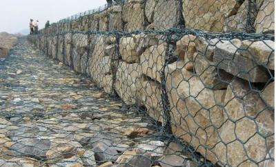 China Jaulas galvanizadas de la roca/de la piedra de Gabion para la barrera de Hesco de la construcción de los muros de contención en venta