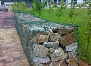 China Caja galvanizada colchón fuerte ambiental de Gabion para los muros de contención en venta