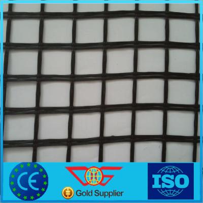 China Self-Adhesive Fiberglass Geogrid from 25Kn-400Kn With Roll Width 3.95m and CE Certificate Te koop