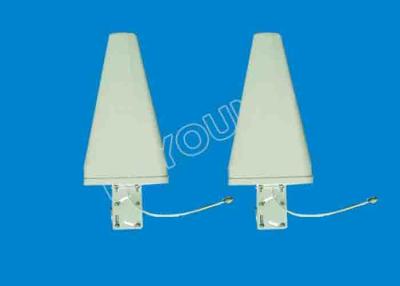 China Cell Phone Repeater Wideband Directional Antenna Dual Band Wifi For Outdoor / Indoor for sale