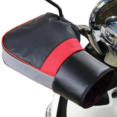 China Waterproof Warm In Winter Battery Car Windshield Gloves Keep Warm Electric Motorcycle Handlebar Cover Warmer Thickened Windproof for sale