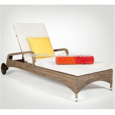 China Eco-freindly Outdoor Resin Wicker Pool Lounger for sale