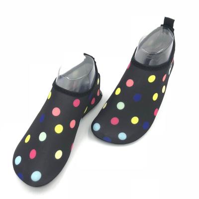 China Fashion Trend Water Shoes Quick Dry Barefoot Outdoor Girls Boys Aqua Socks Shoe Slippers Baby Diving Wading Beach Swimming Shoes Kids for sale