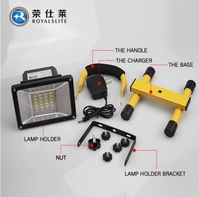 China LANDSCAPE Waterproof Outdoor Handheld IP65 3000 Lumens Led Flood Light 30w Rechargeable Led Flood Light for sale