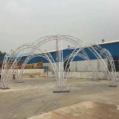 China Durable Aluminum Arena Circle Heart Shape Truss System Used Outdoor Stage Roof Truss Display for sale