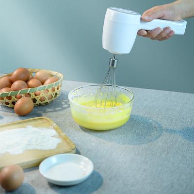 China Cordless Mini Electrical Egg Mixer Multifunctional Kitchen Egg Beater for sale