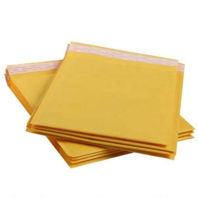 China Various Color Printing Waterproof Custom Foil Bubble Envelopes Metallic Bubble Wrap Express Packaging Metallic Plastic Bags for sale