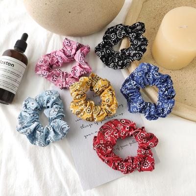 China Latest Fashion Scrunchy Elastics Printing Paisley Hair Scrunchies Hair Tie For Women Girls for sale