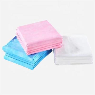 China Disposable old border thickening of salon waterproof and oil-proof travel beauty massage sheets medical non-woven sheet for sale