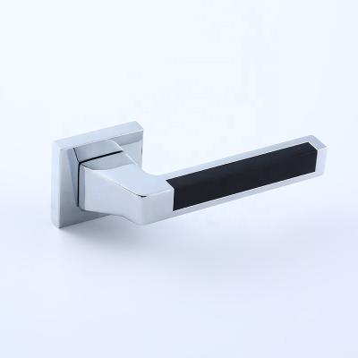 China Fashion Modern Design Furniture Zinc Alloy Door Handles On Square Rosette for sale