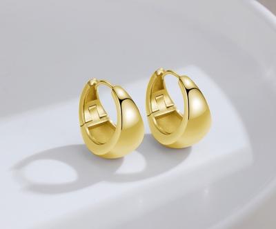 China FASHIONABLE wholesale high end brass matte gold earrings circle earrings for women plated 14K gold for sale