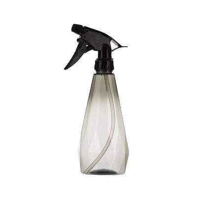 China 500ml 1000ml Clean Liquid Plastic Spray Bottles With Adjustable Spout Sprayers for sale