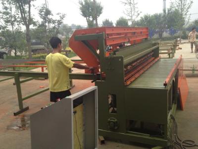 China Van het de Omheiningsnetwerk van de laag Koolstofstaaldraad het Lassenmachine, Gabion-Doosmachine Met lange levensuur Te koop