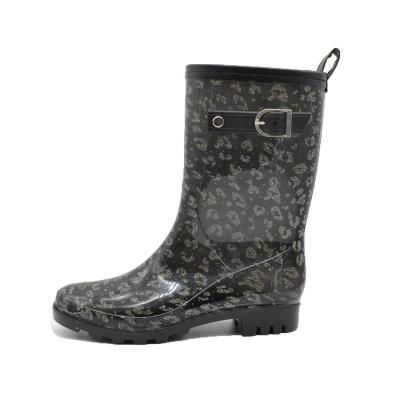 China Custom Lightweight Anti-Slip Women's PVC Gumboots PVC Wellington Boots With Buckle for sale