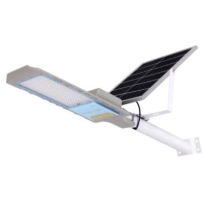 China Residential Super Bright Solar Street Light Smart Remote Control Outdoor Garden Led Solar Light 100W 150W Solar Lamps for sale