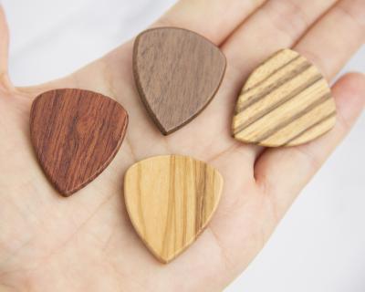 China GUITAR Quality Solid Wood Guitar Picks Engravable White for sale