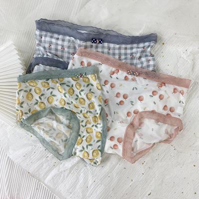 China 2021 style antibacterial high quality new fashion girl's underwear beautiful girl's lingerie for sale