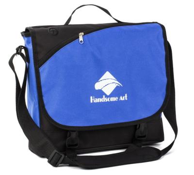 China Outdoor Sports Polyester Messenger Bag Small With Zipper Pocket Washable for sale