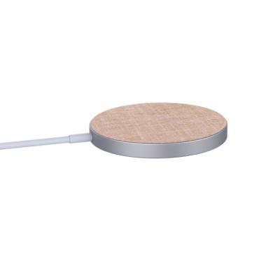 China Magnetic Cloth Outdoor Wireless Charger Alum. Alloy Metal Bottom 15W Magnetic Wireless Charger Support QC3.0 Fast Charging for sale