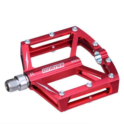 Cina Pedal da bicicletta in lega M302 Peso leggero Cuscinetto sigillato Piattaforma grande Pedal da bicicletta Footpeg 290g solo in vendita