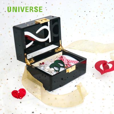 China UNIVERSE Handmade Clear Acrylic Storage Acrylic Makeup Brush Cosmetic Storage Box With Lock for sale