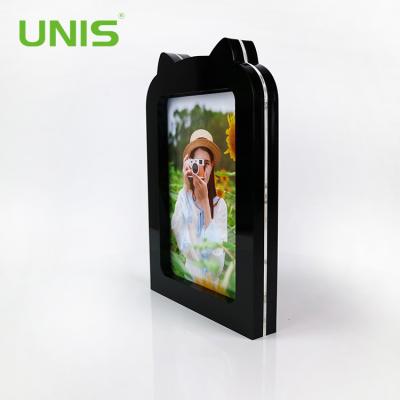 China UNIS Handmade Factory New Styles Exquisite Black Cat Magnet Photo High Quality Acrylic Frame for sale