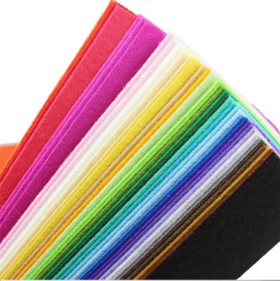 China Wholesale price sustainable 100% polyester colorful needle punched felt nonwoven fabric on sale for sale