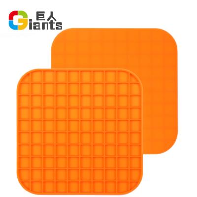 China Sustainable New Design 2 Styles Silicone Rubber Square Dog Lick Mat Pad for sale