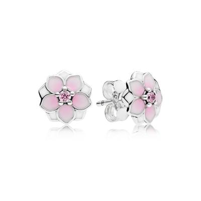 China Magnolia Daisy Series Premium Jewelry Wholesale Vintage S925 Sterling Silver Lady Stud Earrings for sale