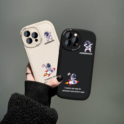 China Shockproof For Funda iphone 13 12 11 pro 13 pro 12Pro 7 8 Max Plus X XR XS XSMax Se 2022 Case Space Max 2020 Astronauts Phone Case for sale