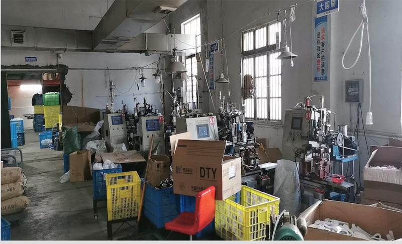 Verified China supplier - Cixi Changhe Liwang Plastic Products Factory