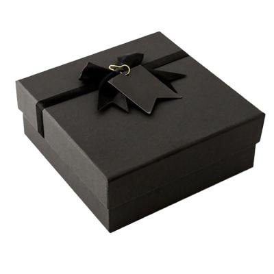 China Recyclable High Quality Perfume Window Candy Sliver Boxes Gift Announcement Box for sale